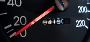 Qué es un odómetro y su importancia en camiones | FUSO