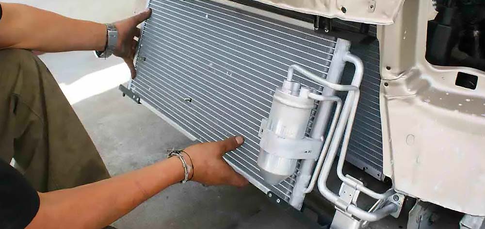 4 consejos para limpiar el radiador de un - FUSO Blog | Venta de de carga y buses