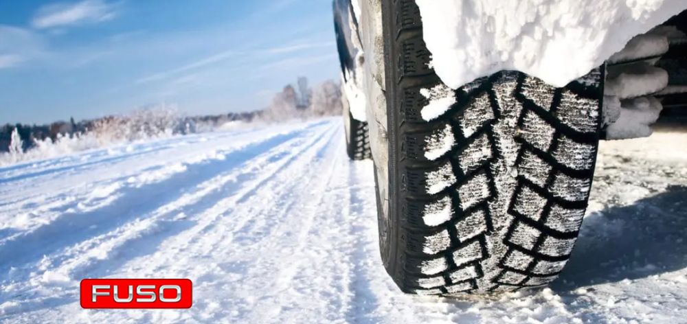 Conoce cómo manejar un camión en invierno y sus peligros