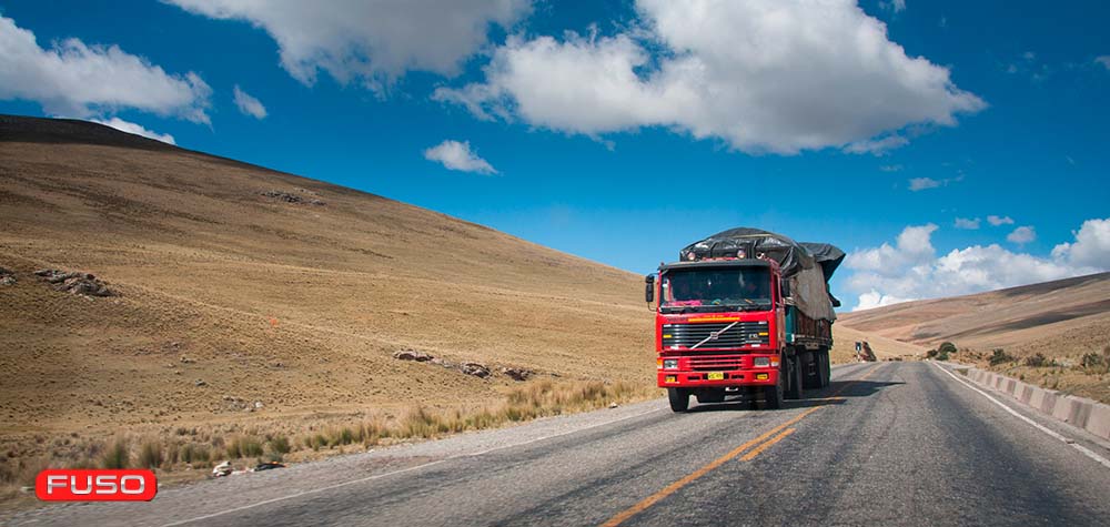 Mejores consejos para el manejar seguro en áreas rurales y carreteras secundarias